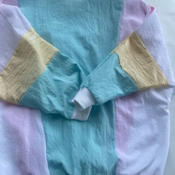 VINTAGE TEDDI SPORT WOMEN'S TOP SIZE M  BLUE, WHITE, PINK AND YELLOW - Picture 5 of 5
